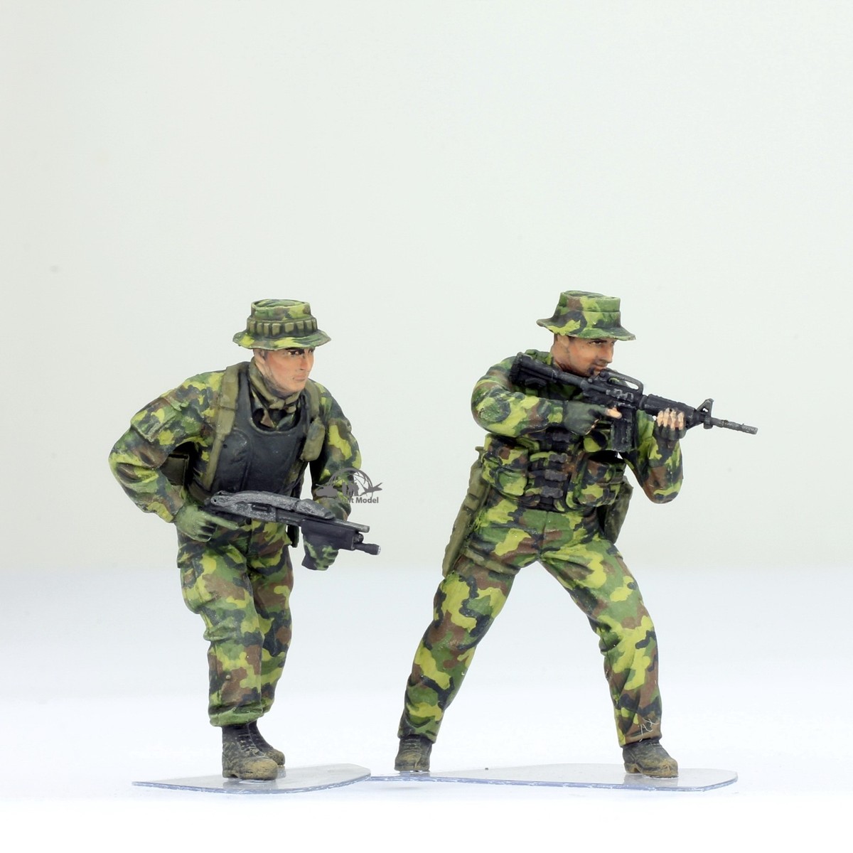 PreOrder ProPainted Set 02 1/35 US Navy SEALs (Woodland Camouflage