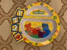 Vintage 2005 Sesame Street 1-2-3 Cookie Monster Elmo 2-Section Melmac Plate