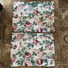 Vintage Ralph Lauren INSPIRED Cottage Floral Standard Pillow Cases 2-90s chintz