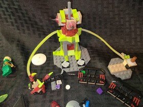 LEGO Galaxy Squad: Galactic Titan (70709) Parts And Assorted Pieces