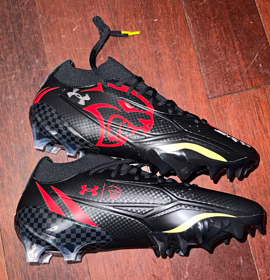 Under armour Cleats 13.5 US Baseball & Softball Cleats for 