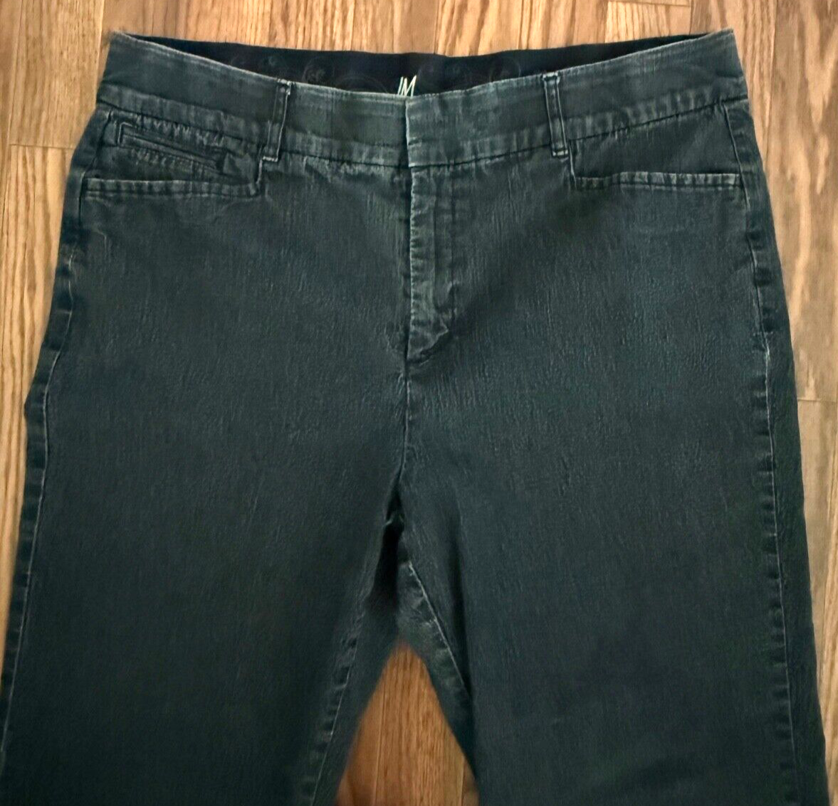 Picture 2 of 10