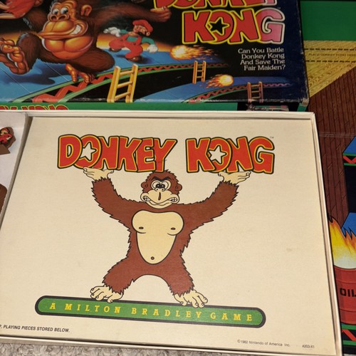 Gioco da tavolo Milton Bradley Donkey Kong 1982 vintage usato solo pezzi incompleti - Foto 3 di 9