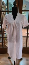 Vintage Housecoat Pink 3/4 Button Front Eyelet Accent Sz S Cottagecore HEIRESS