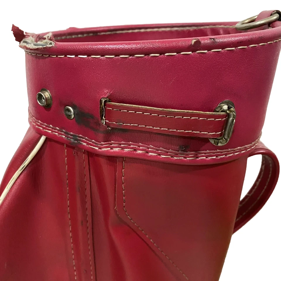 Bolsa de Club de Golf Wilson Country Club Roja De Colección Hecha en EE. UU. RARA COLOR CUERO ROJO Foto 2 de 4