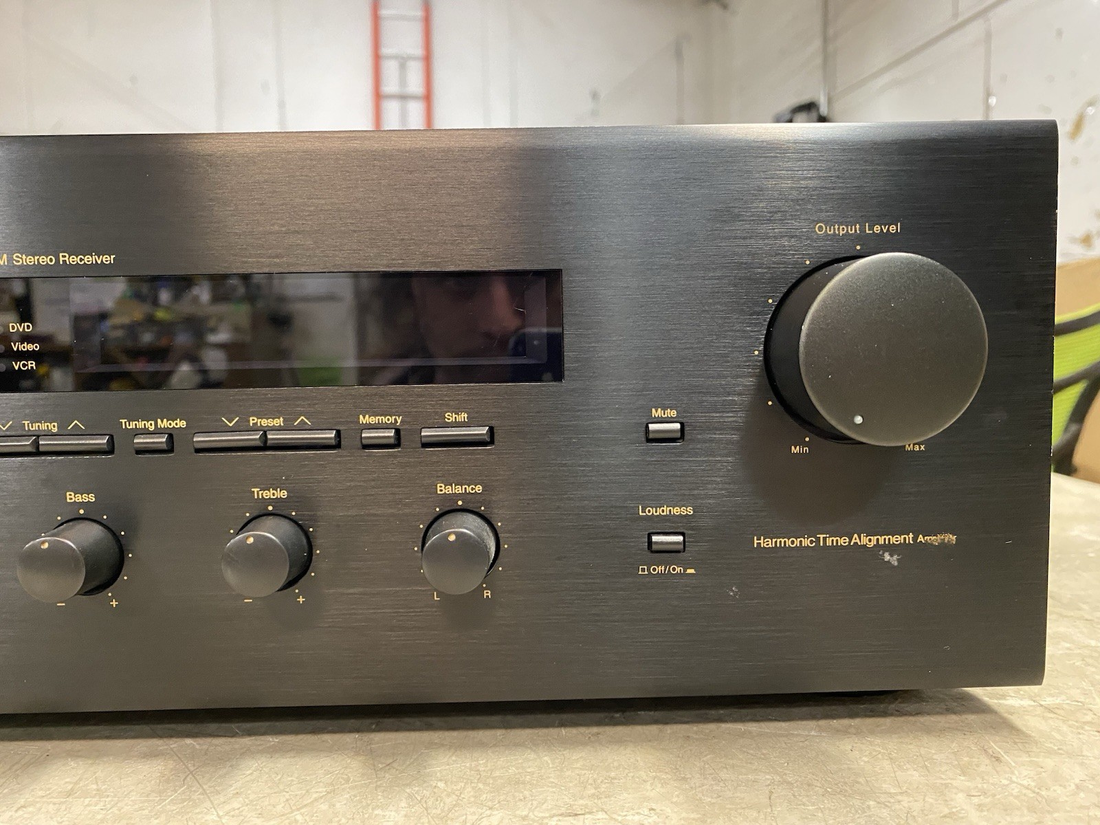 Nakamichi RE-10 AM/FM Stereo Receiver Amplifier