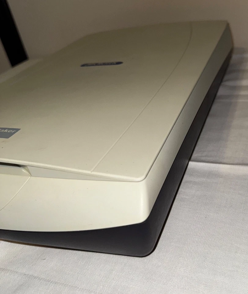 Microtek ScanMaker 3830 Scanner mit Netzteil & Software-CD - Bild 3 von 4