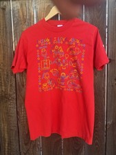 Vintage fruit of the loom things I love about volunteers T-shirt. Made in USA .