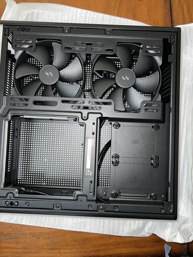 Fractal Design Ridge Black - PCIe 4.0 Riser Type C USB - m-ITX PC Gaming Case - Photo 10/19