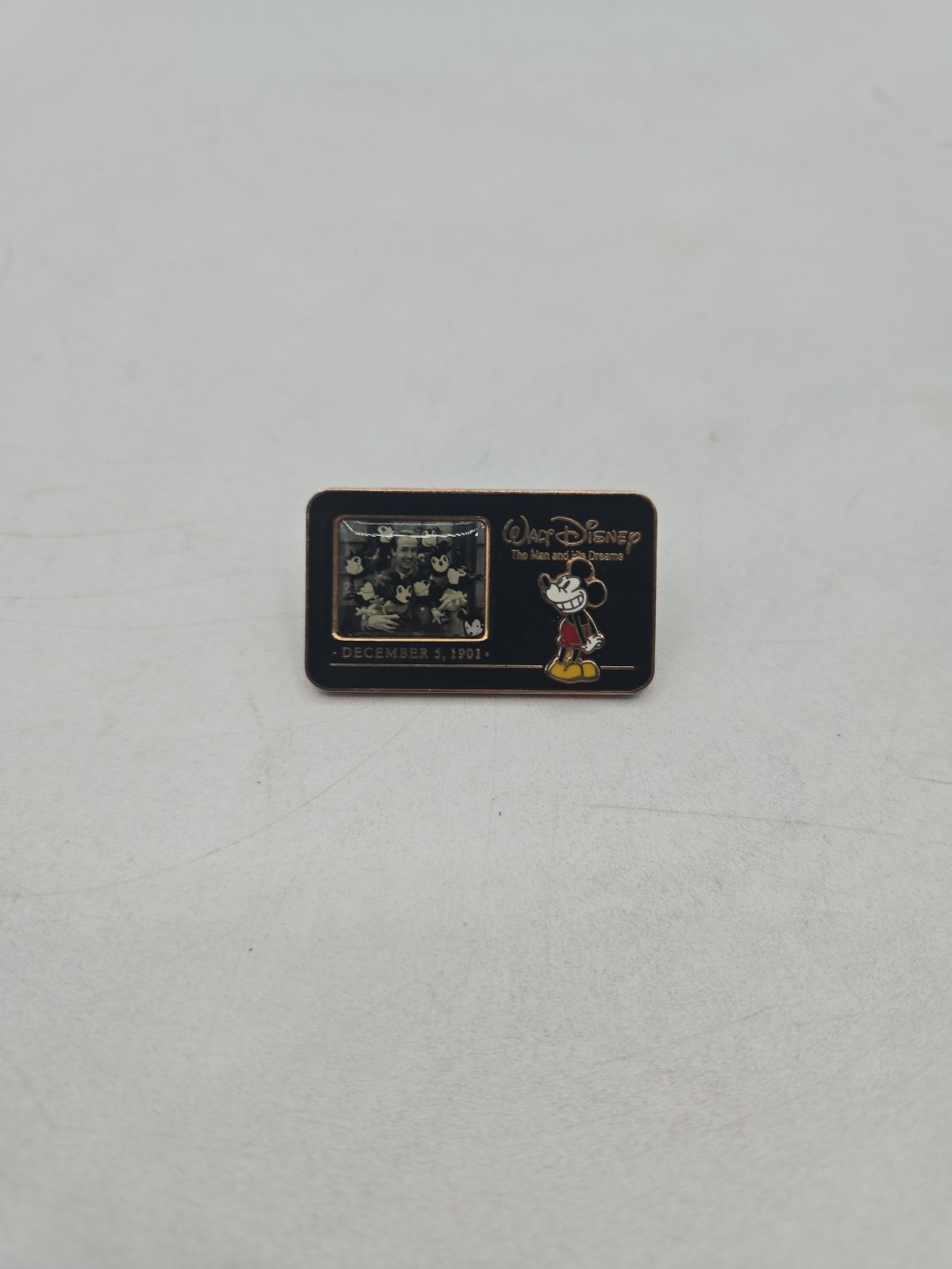 WDW 2002 Walt Disney "The Man and His Dreams December 5, 1901" Mickey Mouse Pin