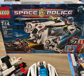 LEGO Space Police Undercover Cruiser Set 5983 w/Box & Figures