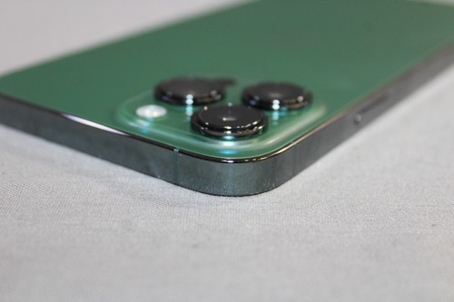 Apple iPhone 13 Pro Max ~ Alpine Green ~ 128GB ~ A2484 ~ No SIM Restrictions - Photo 15 sur 20