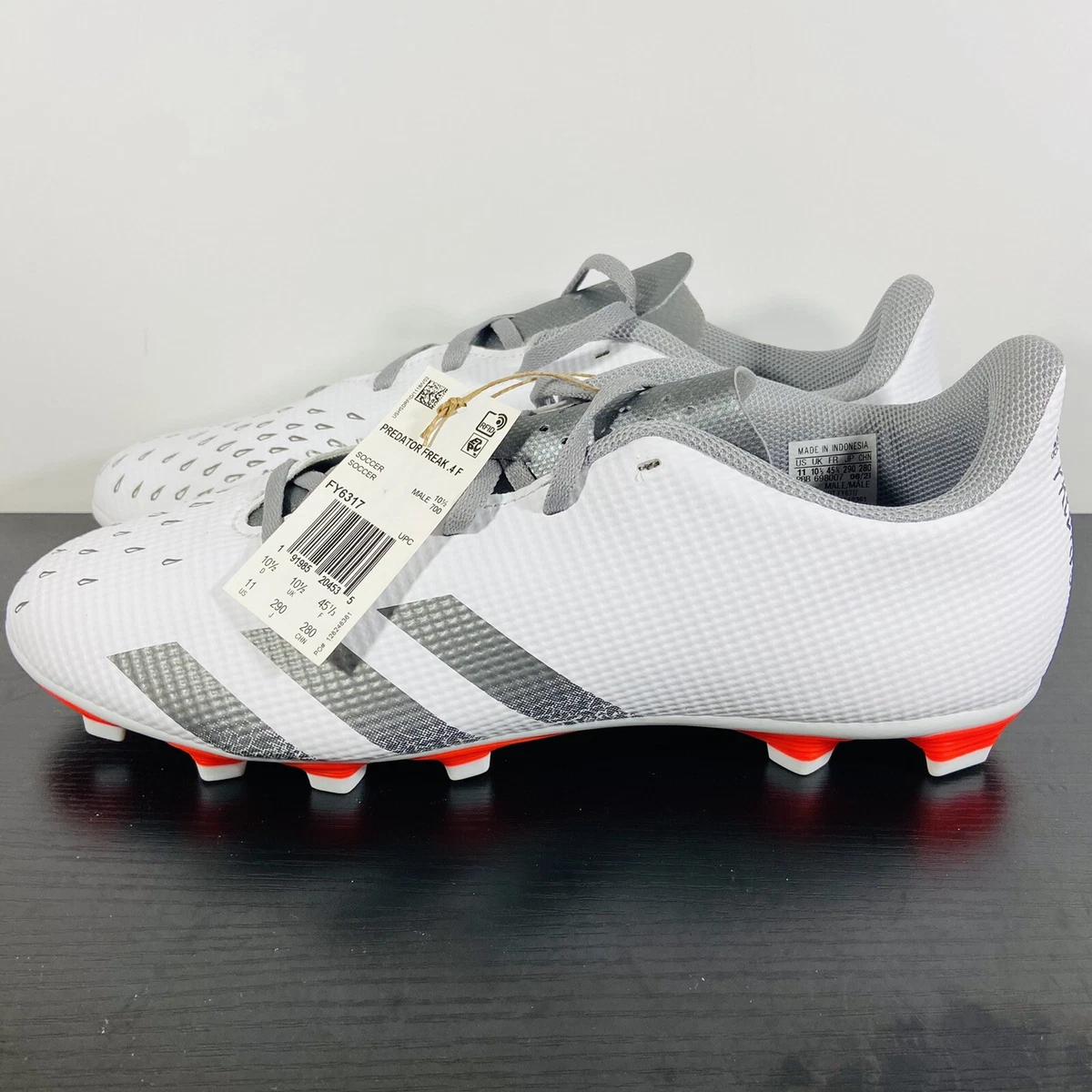New 'white soccer cleats top