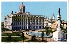 Postal Vintage Habana Cuba Parque Zayas y Palacio Presidencial