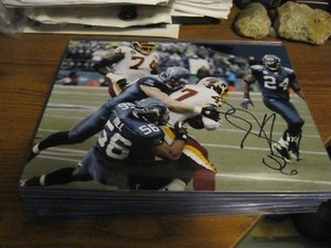 Leroy Hill  / Seattle Seahawks Autographed 8x10 Photo 