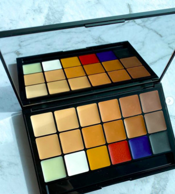 New RCMA Vincent Kehoe 18 Part Foundation Concealer Palette KJB