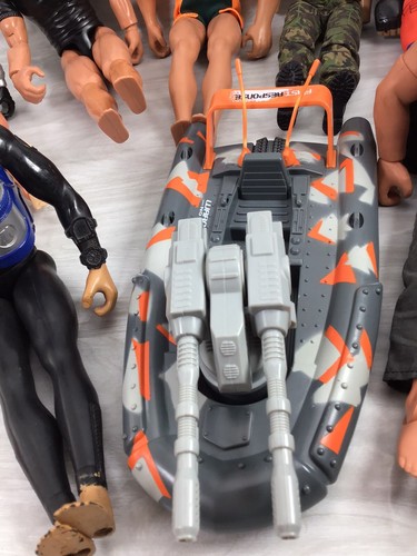 Hasbro Vintage Action Man Bundle of Figures with Boat Collectors Lot 1980s/1990s - Picture 2 of 24