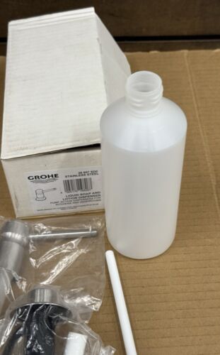 Dispensador de jabón/loción Grohe 28857 SD0 Deluxe Cosmopolitan en acero inoxidable nuevo - Imagen 6 de 10