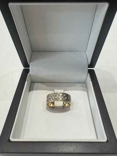 9ct Yellow Gold Cubic Zirconia Ring