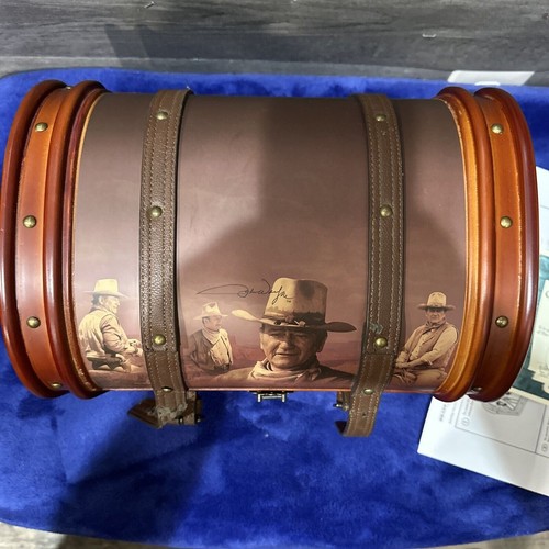 Bradford Exchange John Wayne Stagecoach Trunk Valet Box Hidden Compartment New - Picture 3 of 24