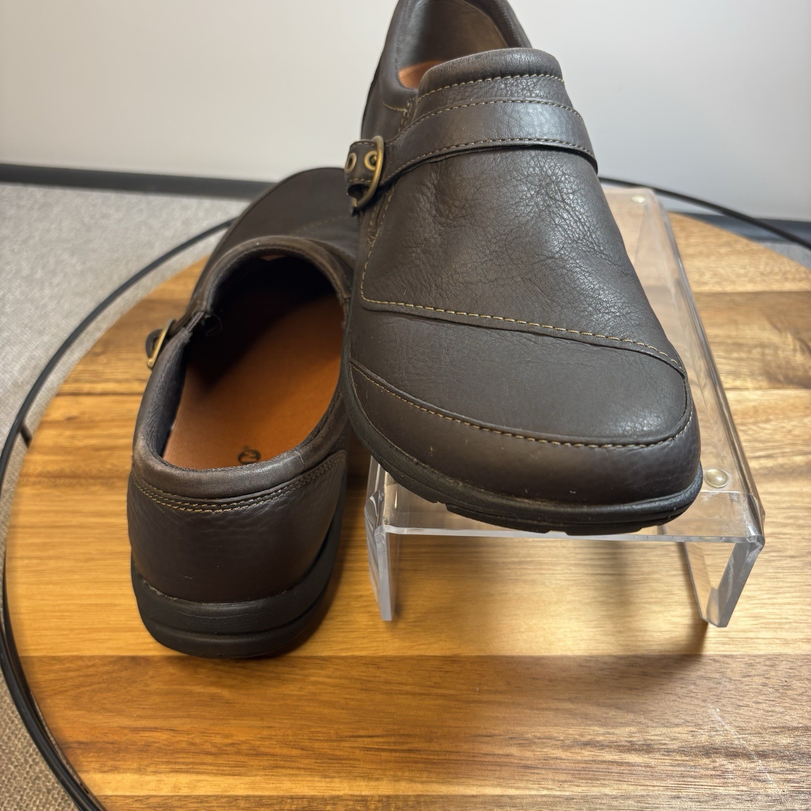 Scarpa slip on Merrell in pelle espresso DASSIE con fibbia taglia US 10 5 M