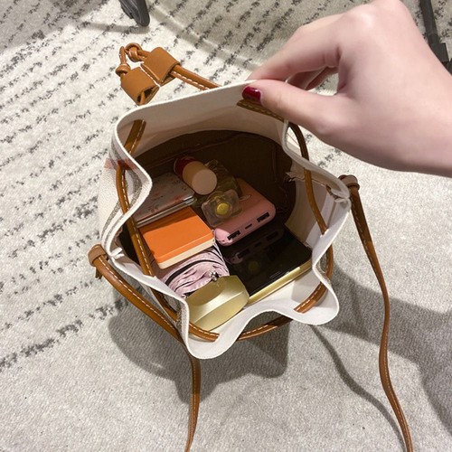 Trendy Women's Bucket Bag Versatile Crossbody Bag Fashion Phone Tote Bag - Photo 8/11
