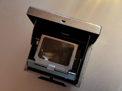 Lichtschachtsucher EXA von Ihagee
