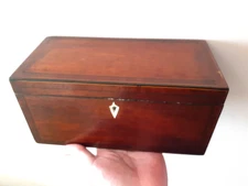 An Early 19th Century Inlaid Mahogany Tea Caddy/Box c1820