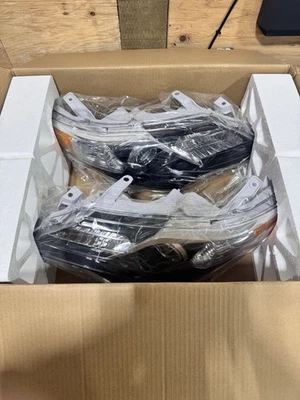 2012-2014 Toyota Camry Headlights (Pair) Black Accent SKU: 163624 - Image 1 of 4