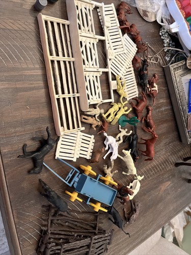 Vintage Marx Roy Rogers Rodeo Ranch Play Set & Original Box Accessories Western - Picture 10 of 14