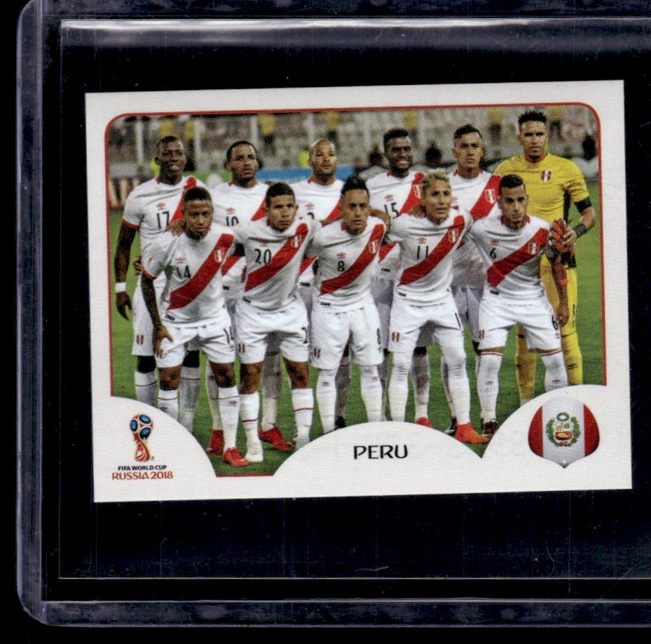 TEAM PHOTO PERU 2018 PANINI FIFA WORLD CUP RUSSIA PERU #221 STICKER view 1