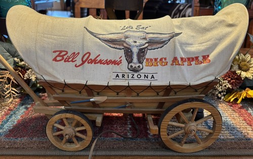 Big Apple Bill Johnson Restaurant Advertising Western Covered Wagon Lamp Phx AZ.
