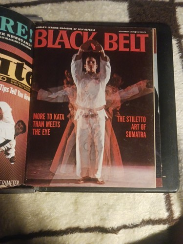 Vintage 1969 Black Belt Magazines Complete Year With Original Binder.... - Picture 11 of 14