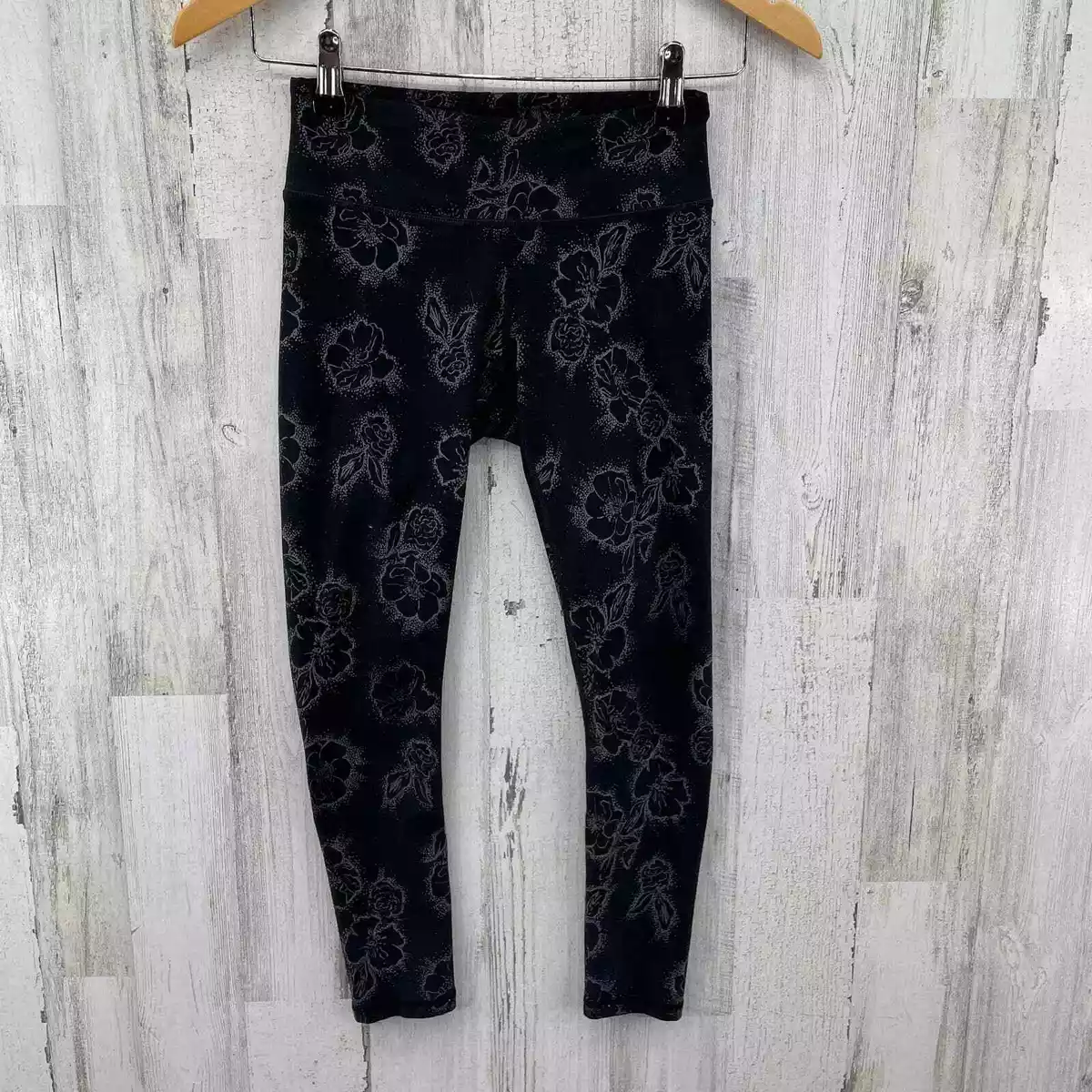 Fabletics Leggings Womens XXS Black Gray Floral Print Mid Rise