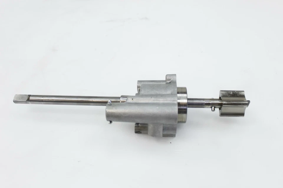 BOMBA ACEITE MOTOR HONDA GOLDWING 1200 84-87 Foto 3 de 4