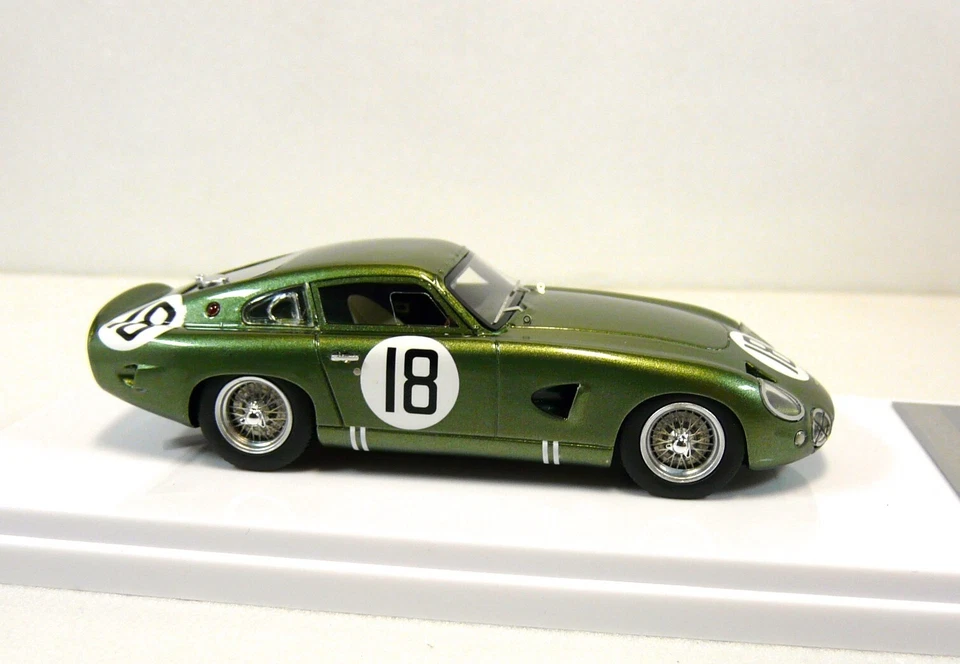 ASTON MARTIN DP214 24H Le Mans 1964 Salmon-Sutcliffe Ltd TECNOMODEL 1:43 - Immagine 3 di 4