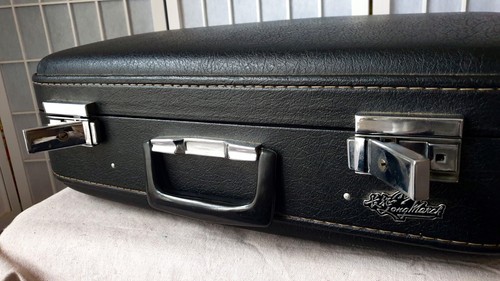 VINTAGE BLACK LONG MARCH SHANGHAI INNER LINED BLUE LUGGAGE SUITCASE - Picture 2 of 20