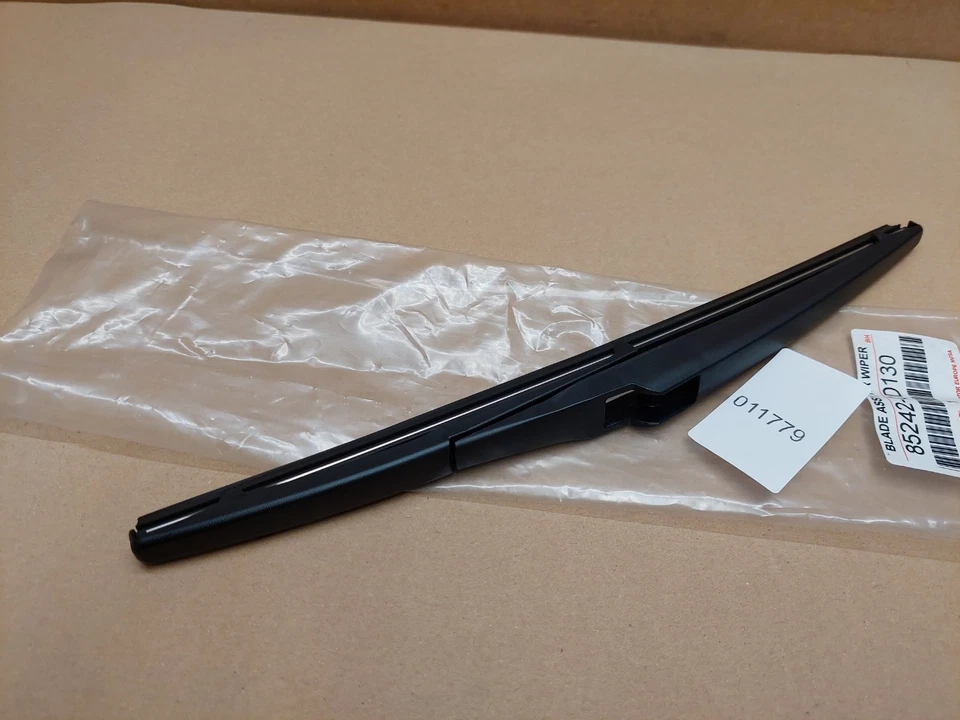 Lâmina de braço limpador de para-brisa traseiro Toyota Yaris 2017-2020 852420D130 genuína nova - Imagem 2 de 4