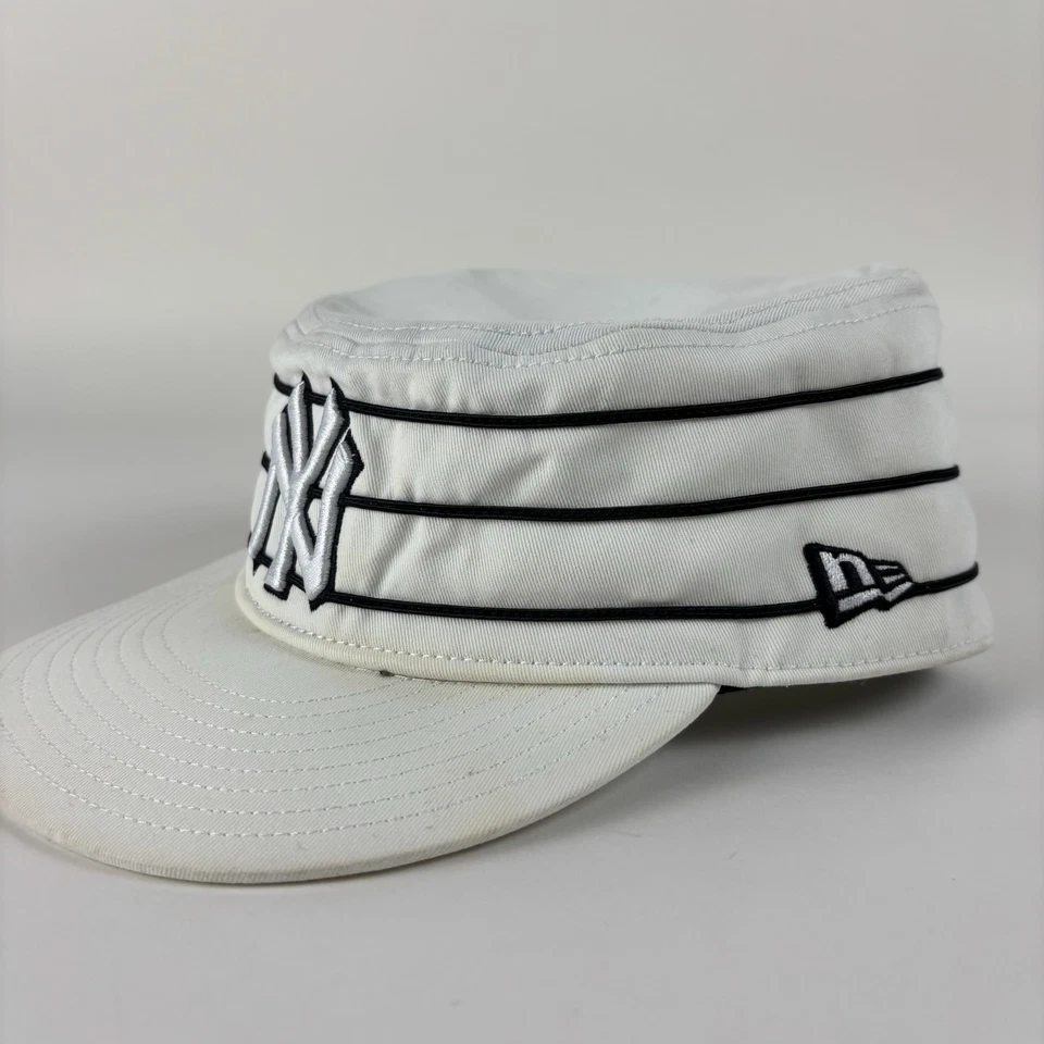 Vintage New York Yankees New Era Fitted Size 8 Pillbox Hat Y2K White Pin Striped - Image 2 of 4