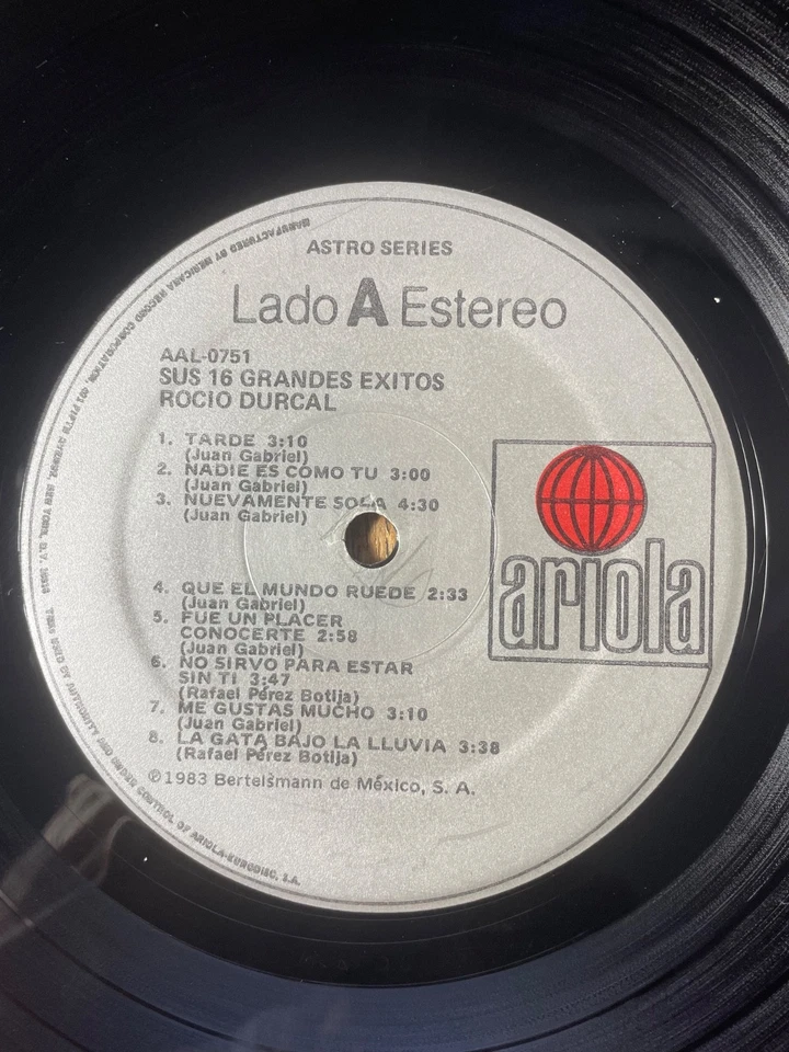 Rocío Dúrcal – Rocío Dúrcal Cantando Rancheras de Juan Gabriel LP 1984 VG - Image 3 of 4