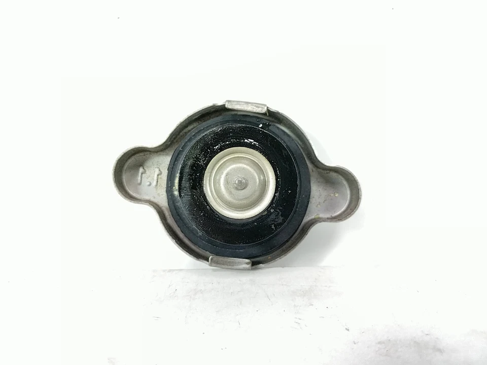 08 Buell 1125R Radiator Fill Cap Lid - Image 3 of 4