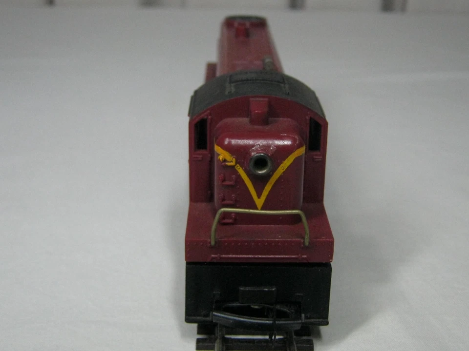Hornby/Railways - N.S.W.R. Diesel Freight Locomotive (Aust) R308 OO Gauge  -  GC - Image 4 of 4