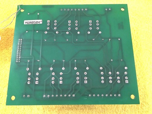 ***EXCELENTE*** PLACA RELÉ DE SEGURIDAD YASKAWA MOTOMAN MM1 137680-1 137679-1 - Imagen 4 de 6