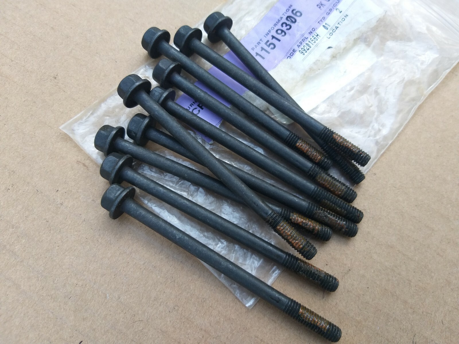 LOT OF 10 GM 11519306 Knurled Head Bolt / Engine Cylinder Head Bolt 2 ...