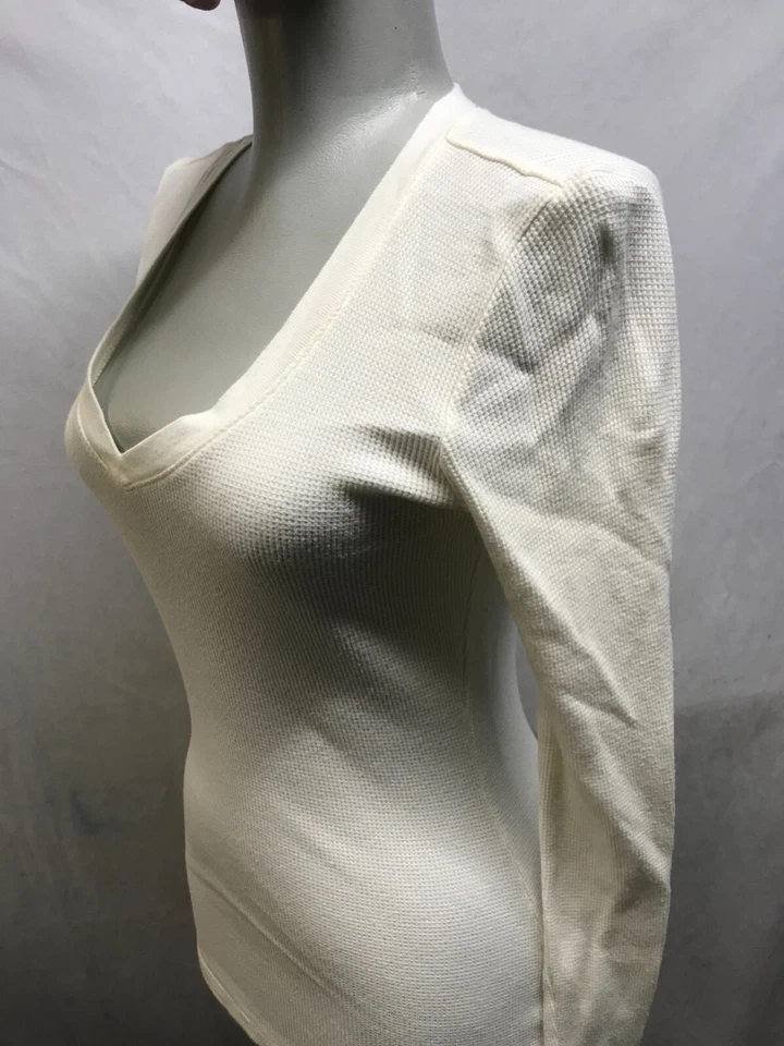 Blusa Rebecca Beeson Feminina Slim Fit Off White Manga Longa Tamanho P - Imagem 2 de 4