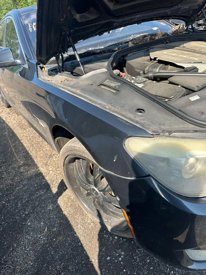 11 12 13 14 15 宝马 ACTIVEHYBRID 7 挡泥板右侧 — 第 2/3 张图片