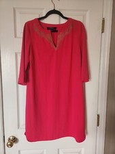 Nine West Pink Size 4 Dress With Gold Trim V-neck Line 3/4 Sleeves