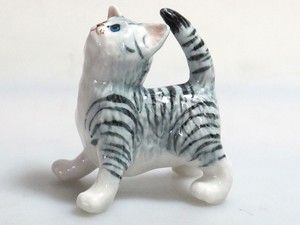 Handmade-Dollhouse-Miniatures-Ceramic-Porcelain-Fat-Tabby-kitten-Siamese-Cat