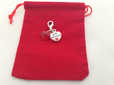 ''Just Married'' Hochzeit Clip auf Anhänger in rotem Beutel Tasche