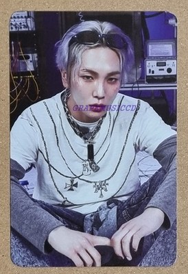 SHINee 2026 SEASON'S GREETINGS OFFICIAL MD TRADING CARD PHOTOCARD